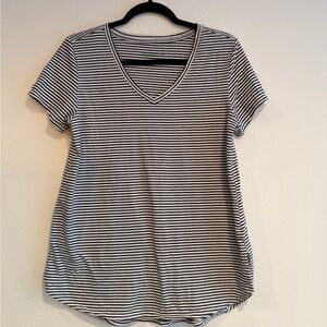 Soft Surroundings Essentials Pima Cotton V-Neck Tee